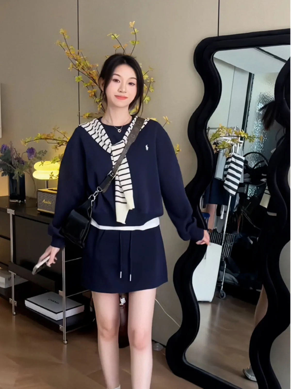 Navy Blue Casual Women's Sweatshirt